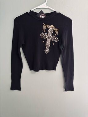 Zumiez Black Thermal Crop Top with Metallic Cross Graphic